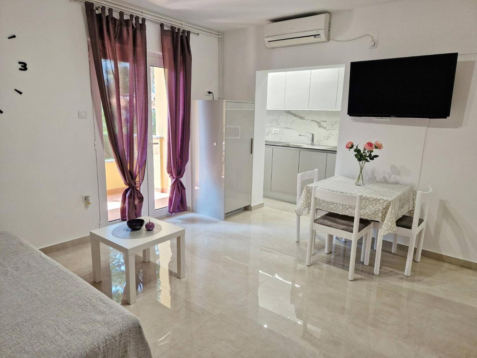 Sunshine Residence Baska 2 Exterior foto